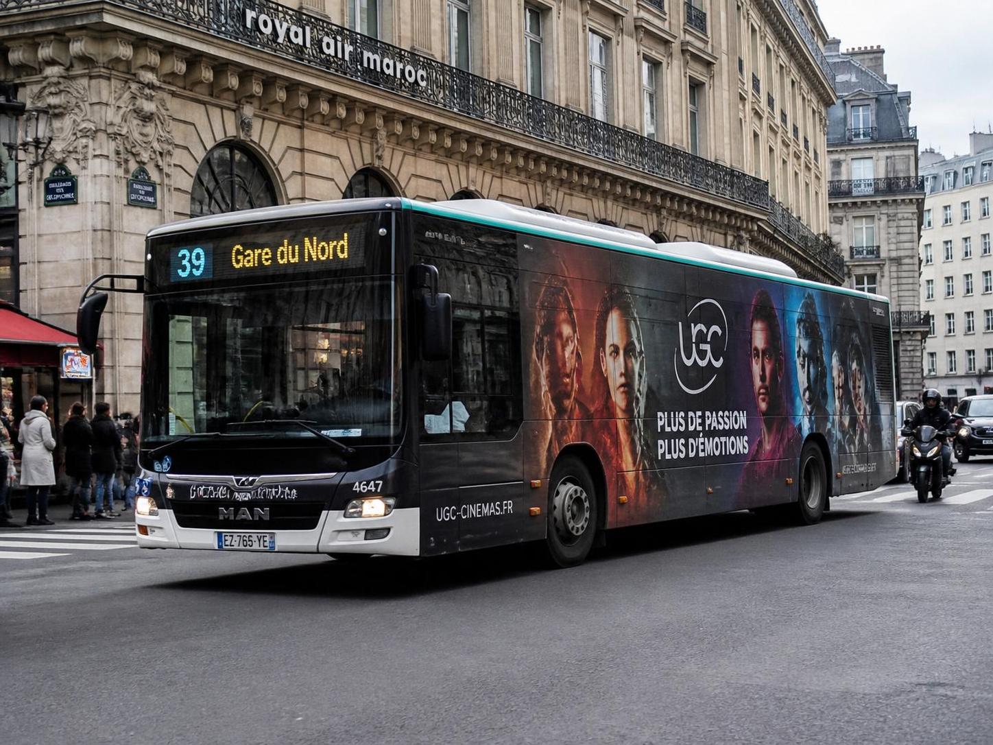 découvrez comment le covering bus peut transformer votre flotte de véhicules en un support publicitaire efficace et impactant pour maximiser votre visibilité.