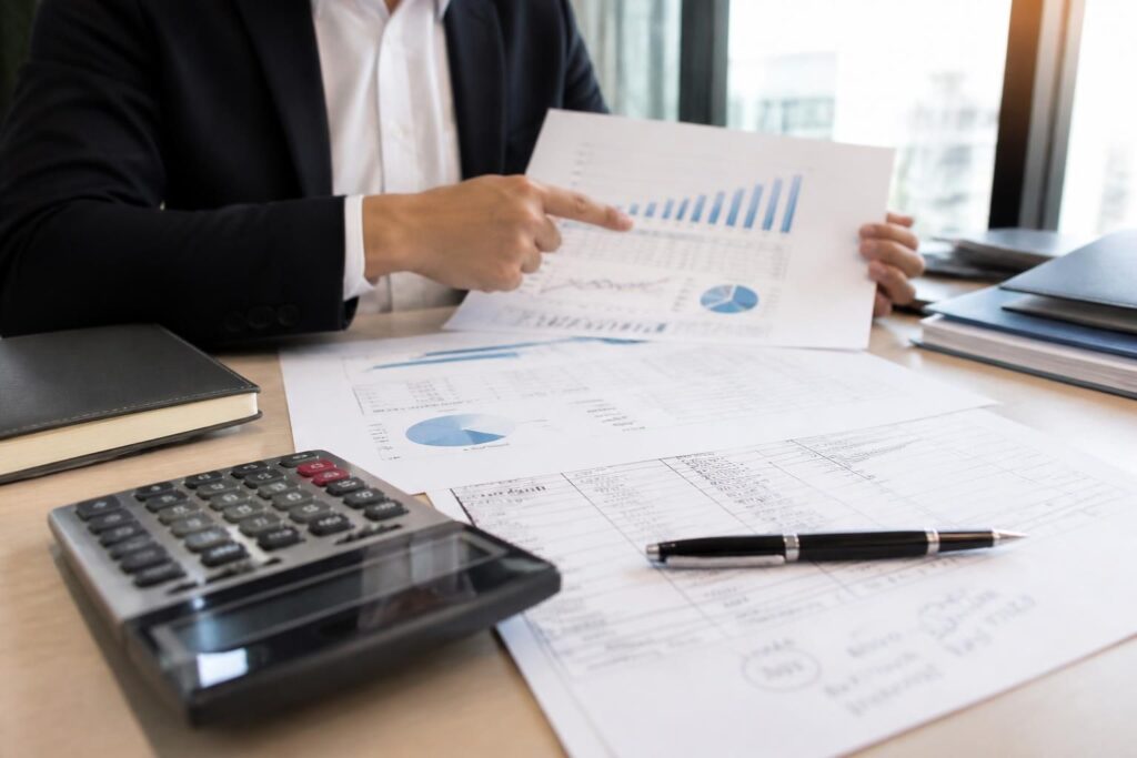 découvrez comment calculer l'indemnité de licenciement grâce à notre guide complet sur le barème légal et les méthodes de calcul expliquées en détail.